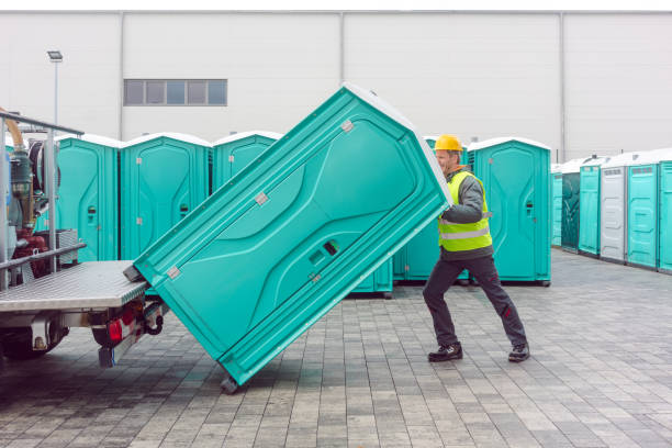 Best Portable Restroom Maintenance and Cleaning  in Tamiami, FL